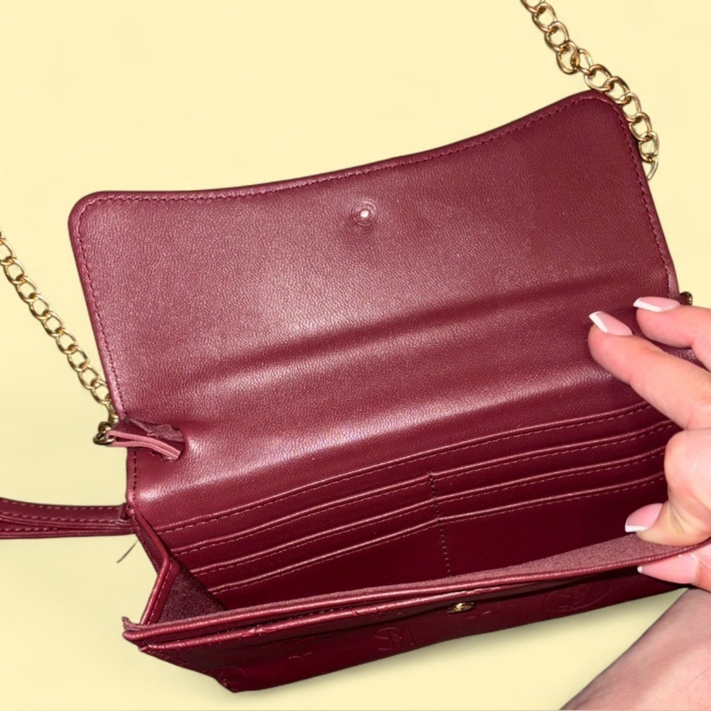Steve Madden Embossed Logo Wristlet/Clutch w/ Chain • Burgundy - Picture 10 of 13